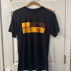 Nike Washington Commanders Dri-fit medium t-shirt